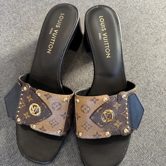 Louis Vuitton Heeled Sandals LV Frame Mule - Picture 2 of 5